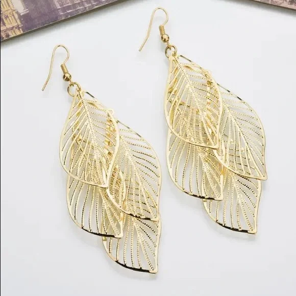 Multi Leaf Pattern Drop Gold Earrings - Picture 3 of 3